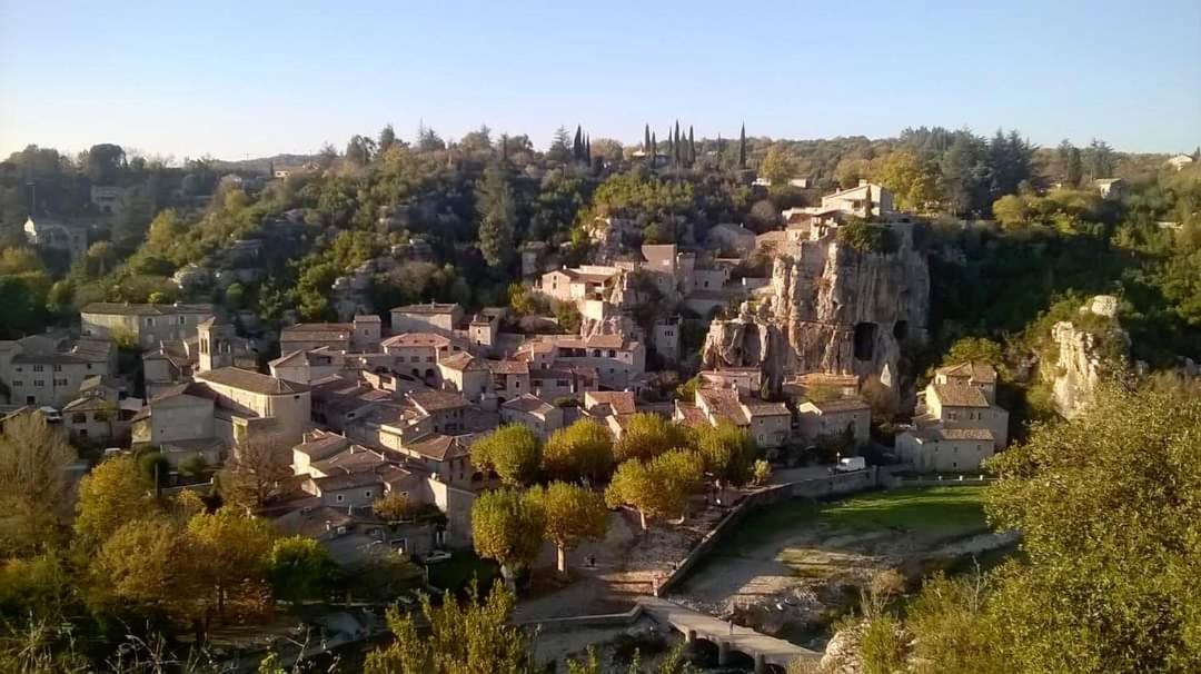 Lou Mouli Di Baou Bed & Breakfast Labeaume Exterior photo