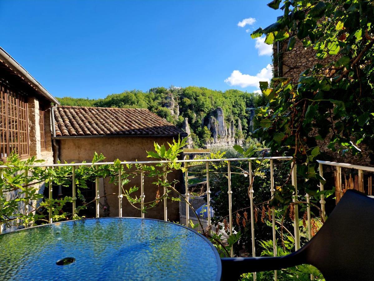 Lou Mouli Di Baou Bed & Breakfast Labeaume Exterior photo