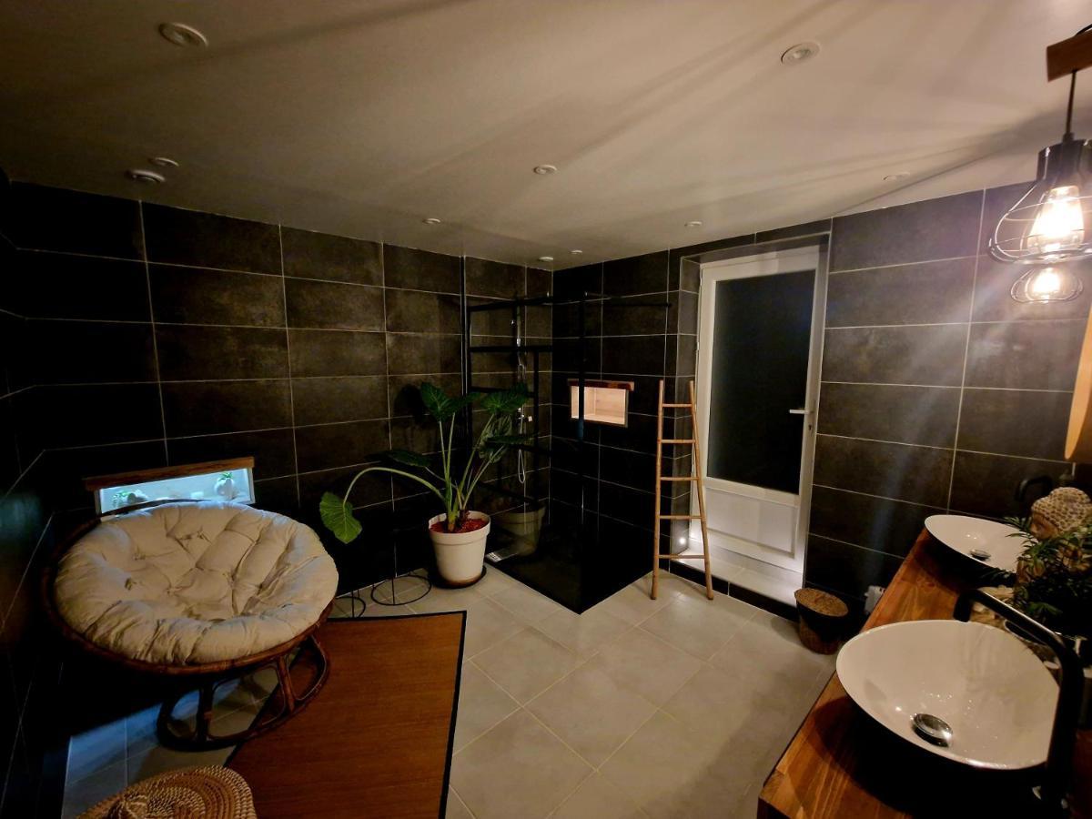 Lou Mouli Di Baou Bed & Breakfast Labeaume Exterior photo