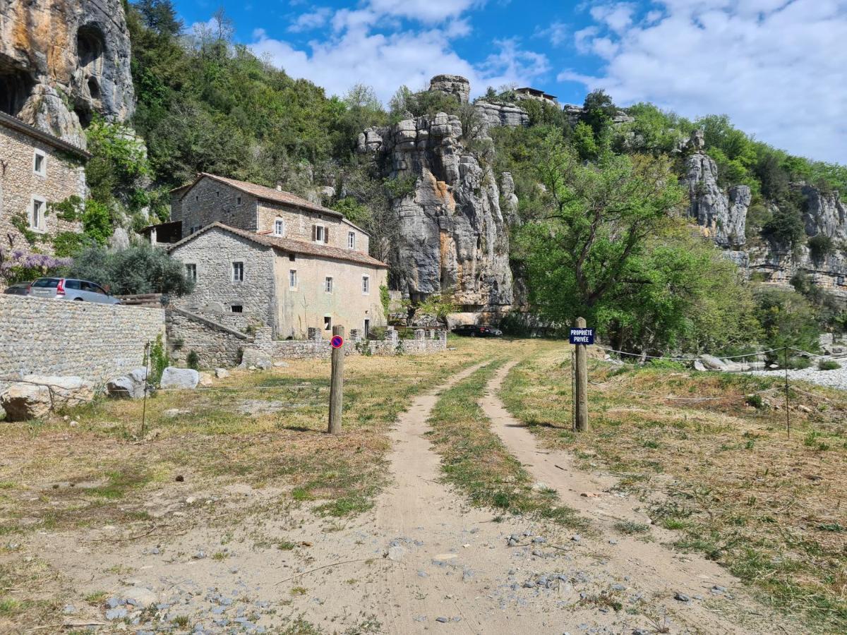 Lou Mouli Di Baou Bed & Breakfast Labeaume Exterior photo